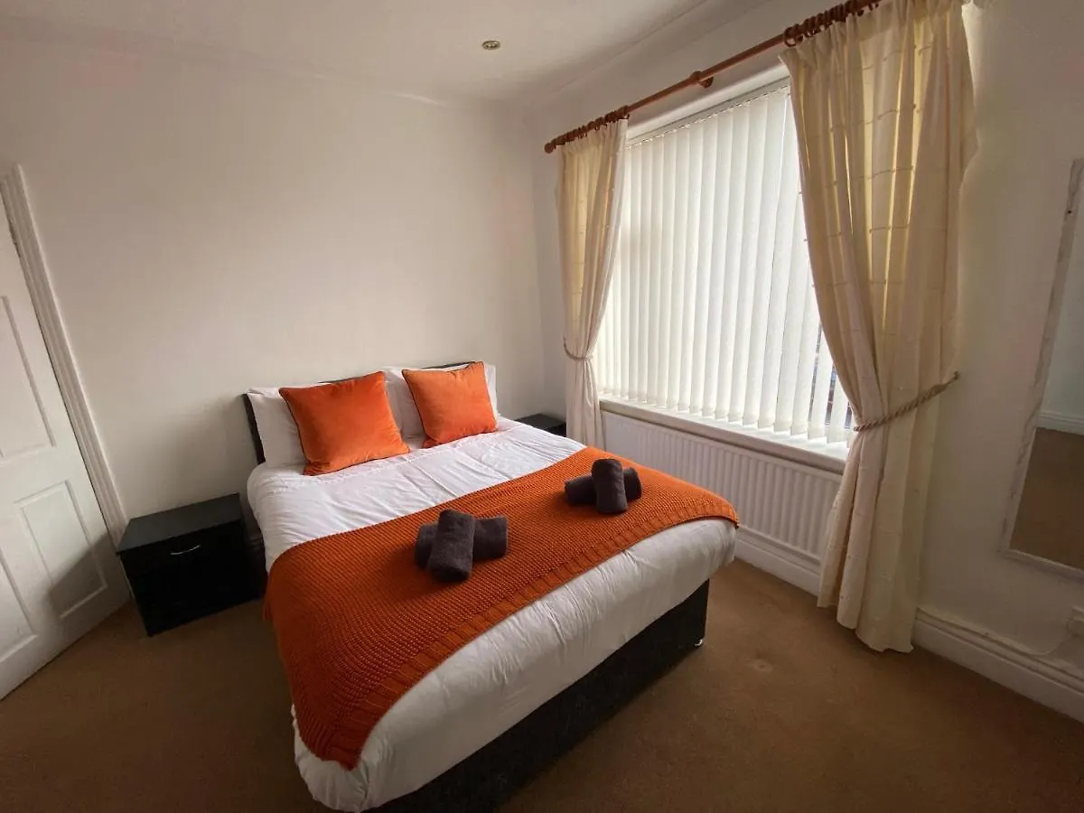 Blackpool Abode - Ansdell House 0*,  United Kingdom