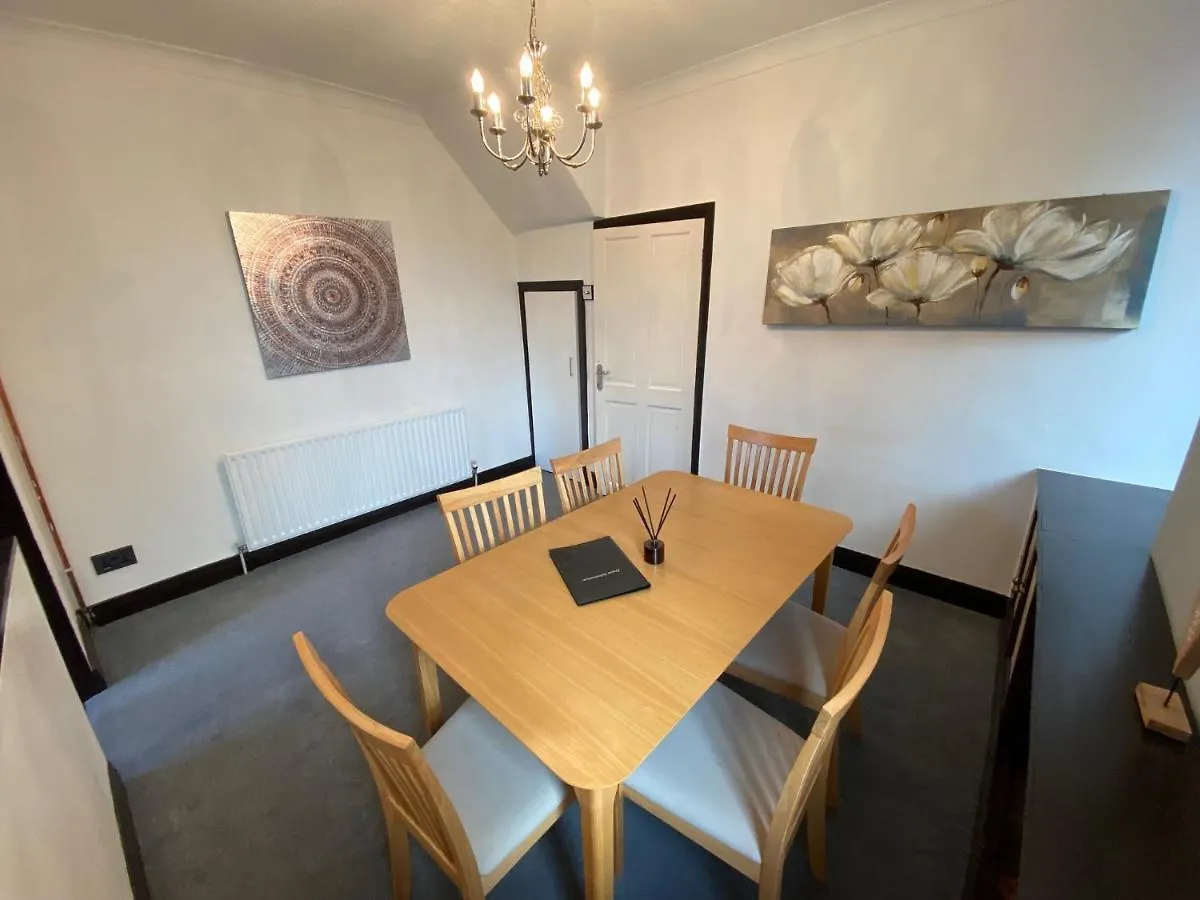 Holiday home Blackpool Abode - Ansdell House