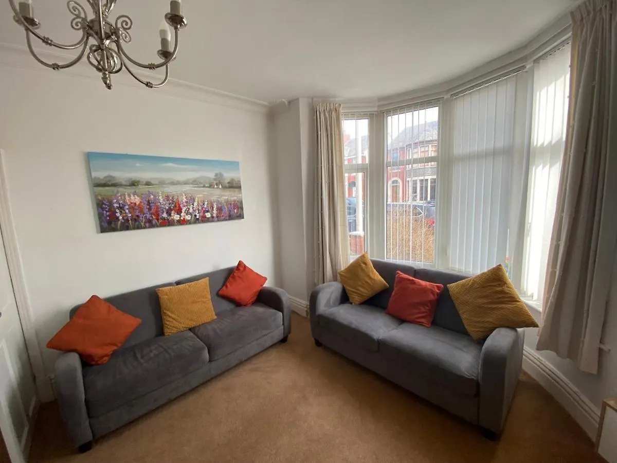 Blackpool Abode - Ansdell House United Kingdom
