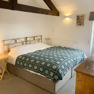 2 Stable Cottage, Llanbethery , Llancarfan United Kingdom